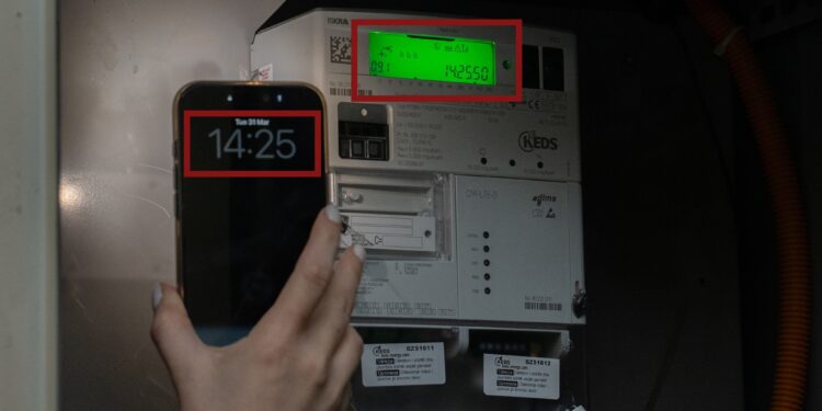 ZRRE del me njoftim: Çdo konsumator i prekur do të kompensohet plotësisht nga devijimi i mundshëm i orëve tarifore