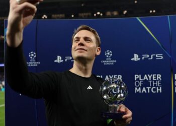 Neuer fantastik përkundër moshës 40-vjeçare, shpallet lojtari i ndeshjes