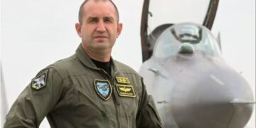 “Orbani i ri”: Kush është presidenti i ri i Bullgarisë që u përplas me Zelenskyn