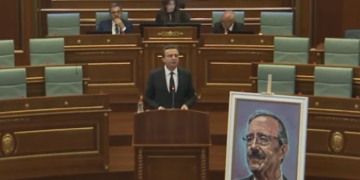 “Dua ta shoh Kosovën në NATO”- Kurti citon deklaratën e Engel në Kuvend
