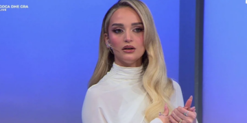 Pse nuk erdhi babai në finalen e BB VIP 5? Aludimet se është në burg, Selin përballet live me foton në “Goca dhe Gra”