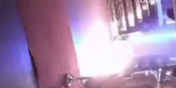 Publikohet pamjet kur i vihet flaka një fitnesi në Prishtinë (VIDEO)