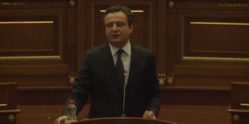 Kurti e konsumon afatin kushtetues për presidentin duke iu vërsulur opozitës: Do të ishin qesharak, po të mos ishin të gjorë