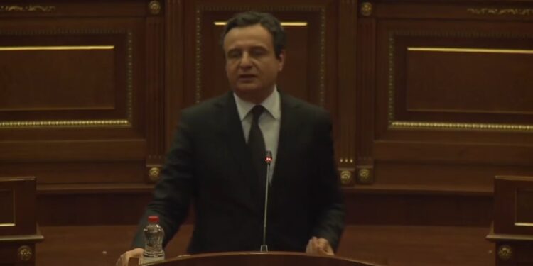 Kurti e konsumon afatin kushtetues për presidentin duke iu vërsulur opozitës: Do të ishin qesharak, po të mos ishin të gjorë
