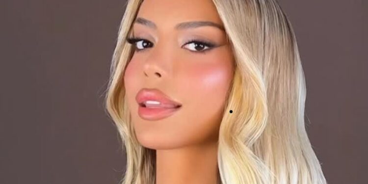 Brikena mbërrin në shtëpi, kështu e pritën familja