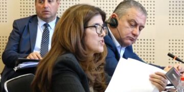 Ganja ironizon me VV-në në komision: Avash, merrni frymë, sot jeni ju në pushtet, nesër vijmë ne në pushtet