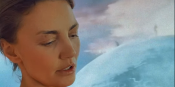 Çka po ndodh me këngëtaren? Genta Ismajli e nis ditën me një paraqitje të çuditshme