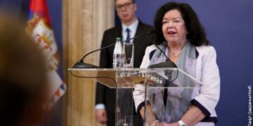 Emisarja britanike në Beograd, me Macut flet për dialogun Kosovë-Serbi, me Gjuriq për dialogun strategjik MB-Serbi