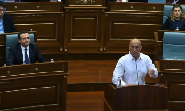 Haradinaj e publikon videon e përplasjes me Kurtin, Gërvallën e Haxhiun: Ky paguan zagarë për të fyer shqiptarët