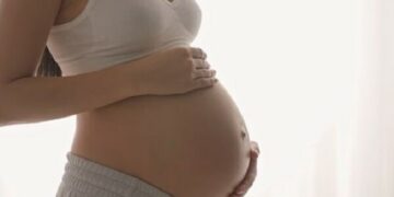 Kimikatet e përditshme mund të dëmtojnë zhvillimin e foshnjës