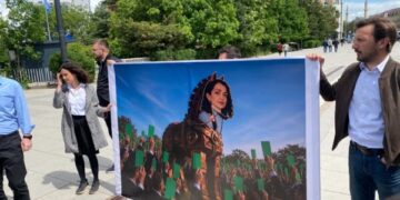 ‘‘Mashtrim i madh’’, PSD me aksion, Molliqaj: Osmani s’është kthyer në LDK, po e përdor për naj pozitë