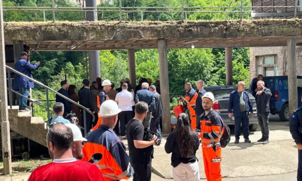 Zhbllokohen 18 minatorët e ngujuar në “Trepçë”, dalin nga miniera