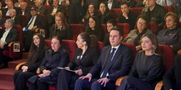 Nis mbledhja komemorative për Alush Gashin, Osmani e Abdixhiku shkruajnë në librin e zisë