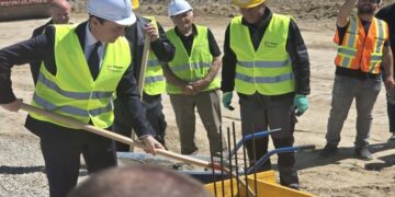 Vendoset gurthemeli i Parkut Industrial në Mitrovicë, 1 milion € investim