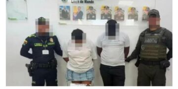 Arrestohet një çift në aeroport, policia nuk mund ta besonte çfarë gjeti në të brendshmet e tyre