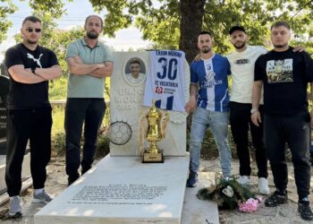 “Forca” e dërgon trofeun e kampionit të Ligës së Parë te varri i Erjon Morinës