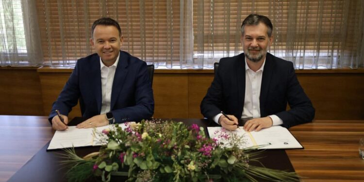 Nënshkruhet memorandumi: 5 milionë euro investime për ndërtimin e Gjimnazit dhe Shkollës së Muzikës në Mitrovicë