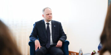 Hamilton: Kusht për raportet Beograd-NATO është vendosja e autorëve të sulmit në Banjskë para drejtësisë