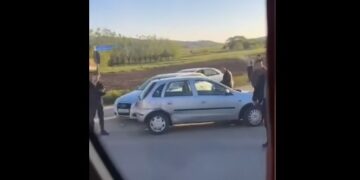 Aksident mes disa veturave në Drenas, s’dihet për të lënduar