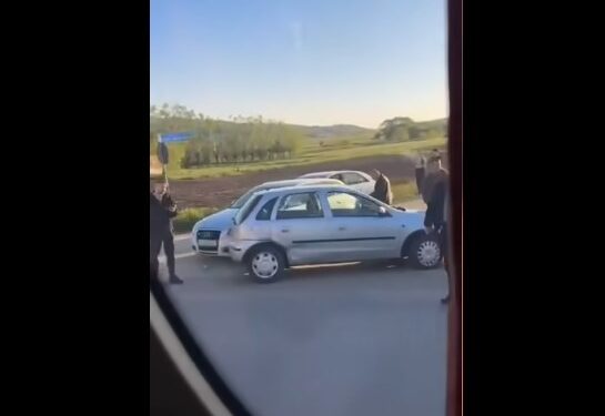 Aksident mes disa veturave në Drenas, s’dihet për të lënduar