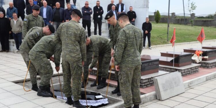 Rivarroset dëshmori Bekim Zenuni, Idrizi: Sakrifica e dëshmorëve do të mbetet udhërrëfyes për brezat që vijnë