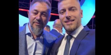 Shefi i grupit të PDK-së në Skënderaj iu bënë thirrje qytetarëve të mblidhen para stacionit policor e ta presin Sami Lushtakun