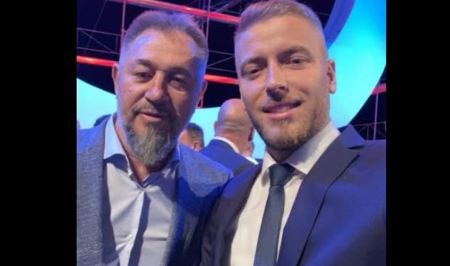 Shefi i grupit të PDK-së në Skënderaj iu bënë thirrje qytetarëve të mblidhen para stacionit policor e ta presin Sami Lushtakun