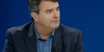 “Albin Kurti shkonte me ar*ë në Parlament”, Krasniqi zbulon bisedën me të