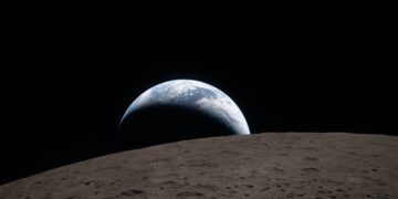 Do të ndërtohet një bazë e përhershme në Hënë, NASA zbulon detajet