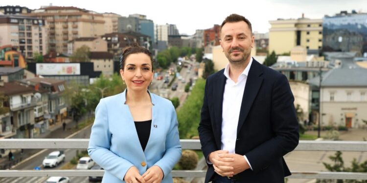 Vjosa Osmani prezanton aderimin e radhës: I nderuar Visar, na priftë e mbara në këtë rrugëtim të përbashkët!