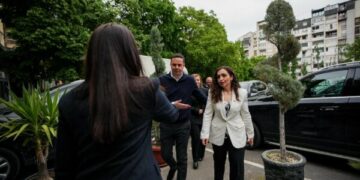 Abdixhiku e Osmani takohen me mësimdhënës: Kosova ka nevojë ta kthejë arsimin në prioritet të vërtetë kombëtar