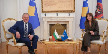 Haxhiu pret ambasadorin e Bullgarisë, flasin për dialog politik e fqinjësi
