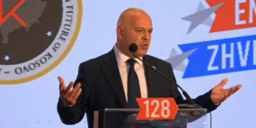 Gjini në Kuvendin e AAK-së: Krenari me qenë pjesë e partisë, Ramush Haradinaj simbol i Kosovës dhe lirisë