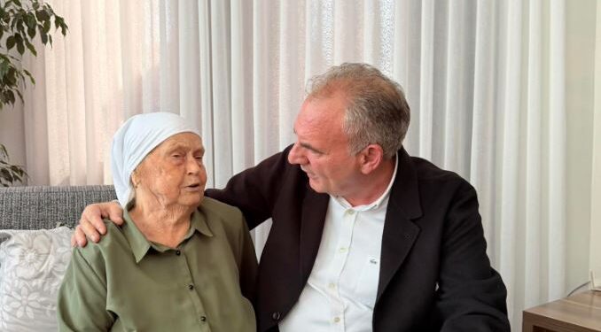 Limaj viziton nënën e Thaçit me rastin e festës së Bajramit