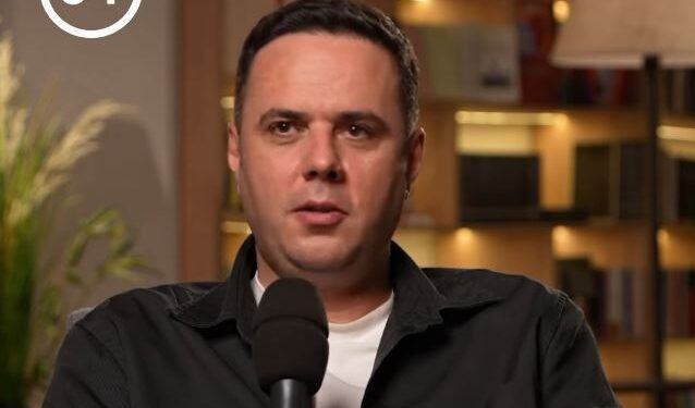 “Politika është me folë shlirë”, Lumir Abdixhiku në “60 sekonda” (VIDEO)