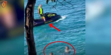 Vlorë: Rrezikoi jetën e pushuesve, policia bllokon mjetin lundrues