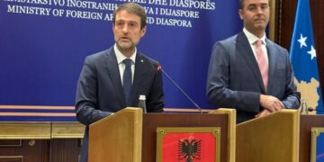 Hoxha në Prishtinë: Kosova prioritet absolut i politikës së jashtme të Shqipërisë