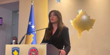 Ky është arsyetimi i Haxhiut në pyetjen pse e la Kurtin dhe Rushitin t’i adresoheshin qytetarëve nga presidenca