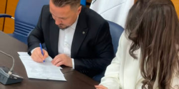 Blero kurorëzohet me Eronitën, publikohen pamje nga ceremonia