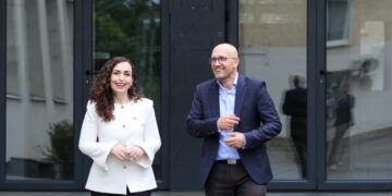 Siç u paralajmërua, Hasanpapaj i bashkohet Osmanit