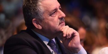 Paris Guri tregon nëse do ta rikthejnë Agim Veliun në listë për deputet