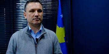 Shpërthen ish-deputeti i LDK-së: ‘Zgjedhjet nuk fitohen duke futur në listë prost*ituta politike, maniak sek*sual e shërbëtor të PDK-VV’