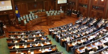 Kolshi: Rreth 25 mijë euro në vit i merr deputeti që deklarohet i papunë