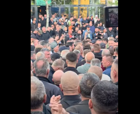 Sami Lushtaku del me reagim: Unë i përgjigjem Republikës, kombit dhe Zotit