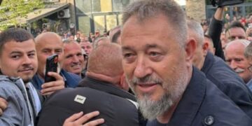 Lushtaku pas intervisimit: Është politikë, Kurti po viktimizohet e po e përdor pushtetin për arsyet që i di ai