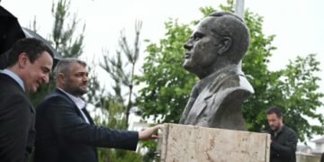 Kurti në përvjetorin e zhdukjes së Ukshin Hotit: Mendje e ndritur e shqiptarëve, na ndriçon rrugën përpara