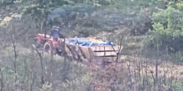 Kontrabandoheshin mijëra litra vaj motorik nga Serbia, Policia ndalon traktorin në Podujevë