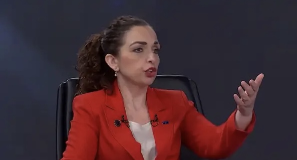 Jam zhgënjyer me besëpremjen”- Osmani: Kurti në dhjetor tha se do të vazhdonim bashkë edhe për 15 vite