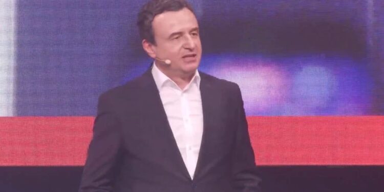 Kurti sulmon nga Zurichu, por nuk përmend emra: Nuk ka edhe çlirimtar, edhe zullumqar