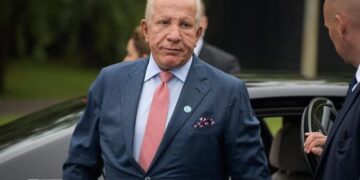 Vendimi i Gjykatës së Lartë: Behgjet Pacolli rimerr kontrollin e aeroportit të Vlorës